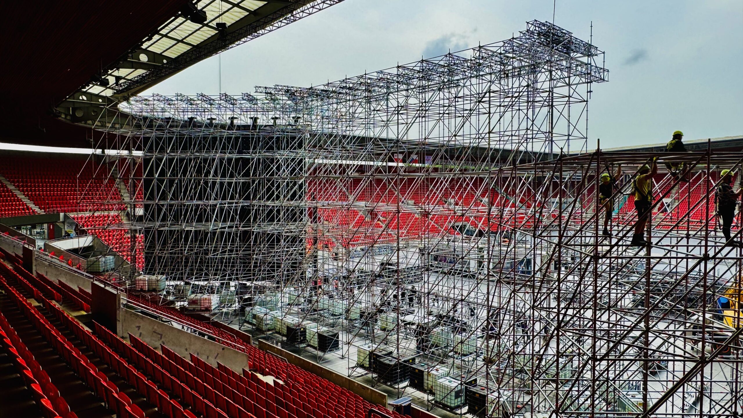 Stage — pohled na pódium